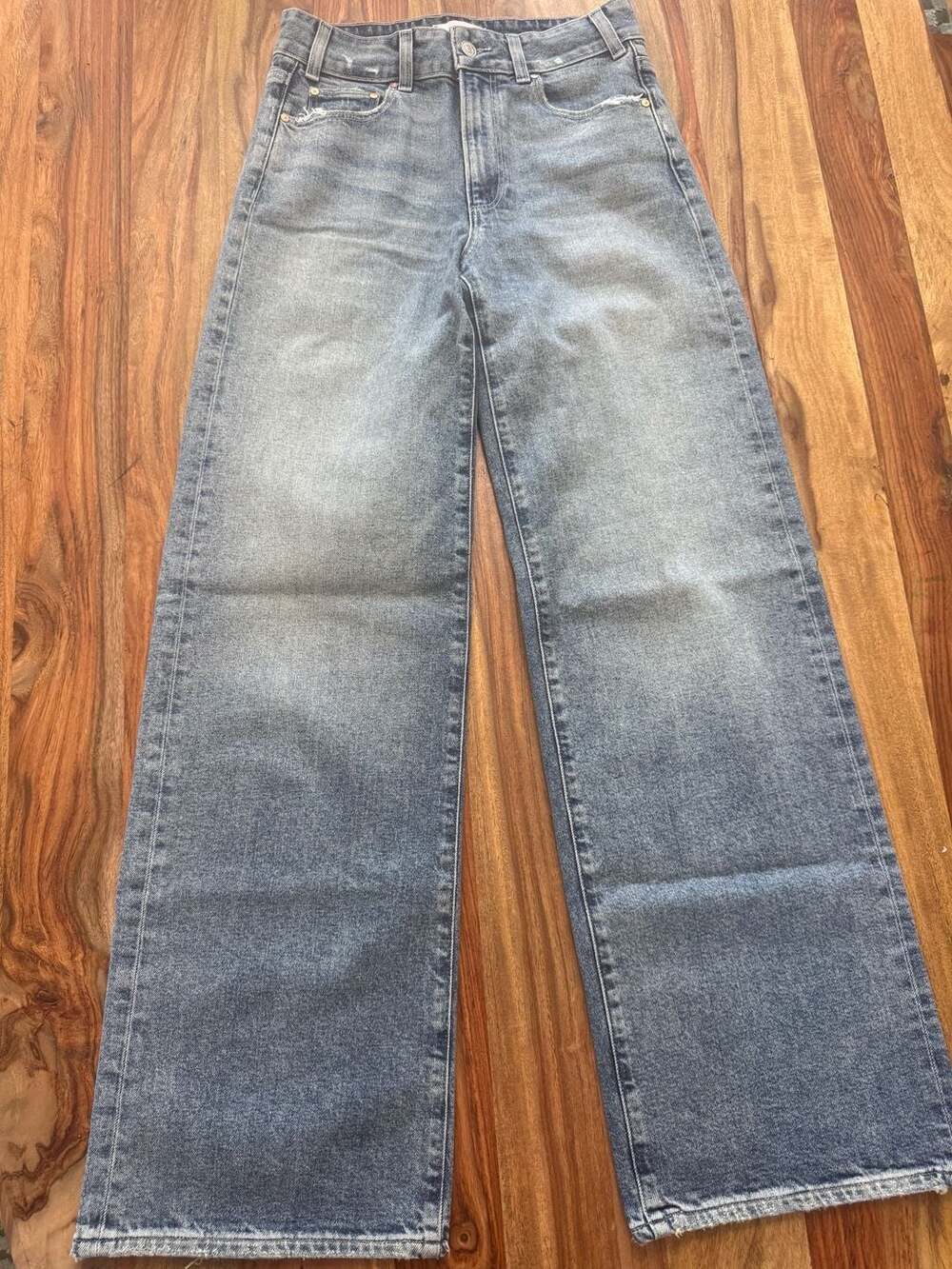 PAIGE Sasha High Rise Wide Leg Jeans in Medium Wash
